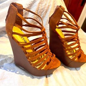Elara Platform Wedge in Cognac